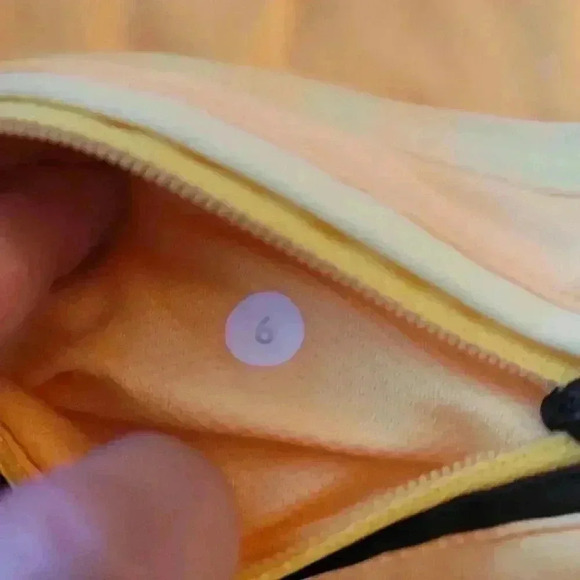 Lululemon Athletica Leggings Bundle Set Of 4 Different Sizes See Details - Picture 9 of 9